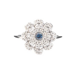 DIAMOND AND SAPPHIRE FLOWER RING