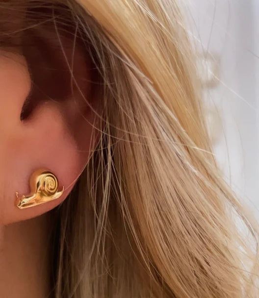 SNAIL STUD EARRINGS