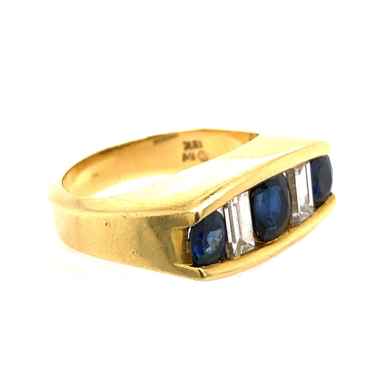 KURT WAYNE VINTAGE BLUE SAPPHIRE AND DIAMOND RING