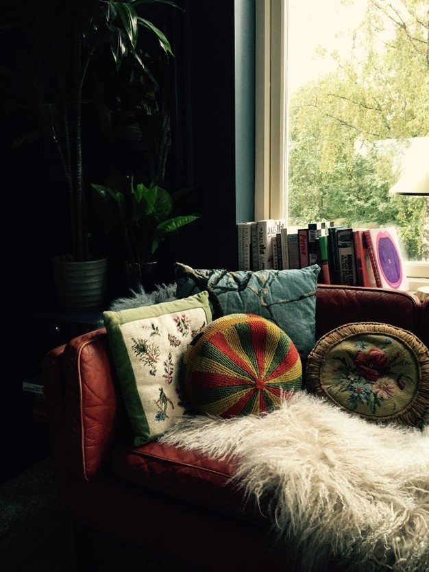 Maria Aarli-Grøndalen shares a vignette, a pillowscape in her home, on at{mine)