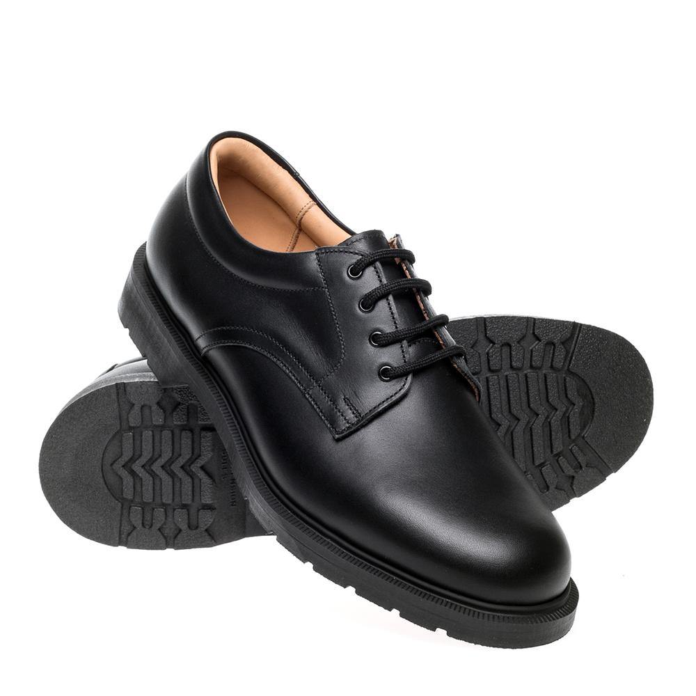 SOLOVAIR - SMOOTH PADDED BLACK LEATHER SHOE 1462 (4 EYELET)