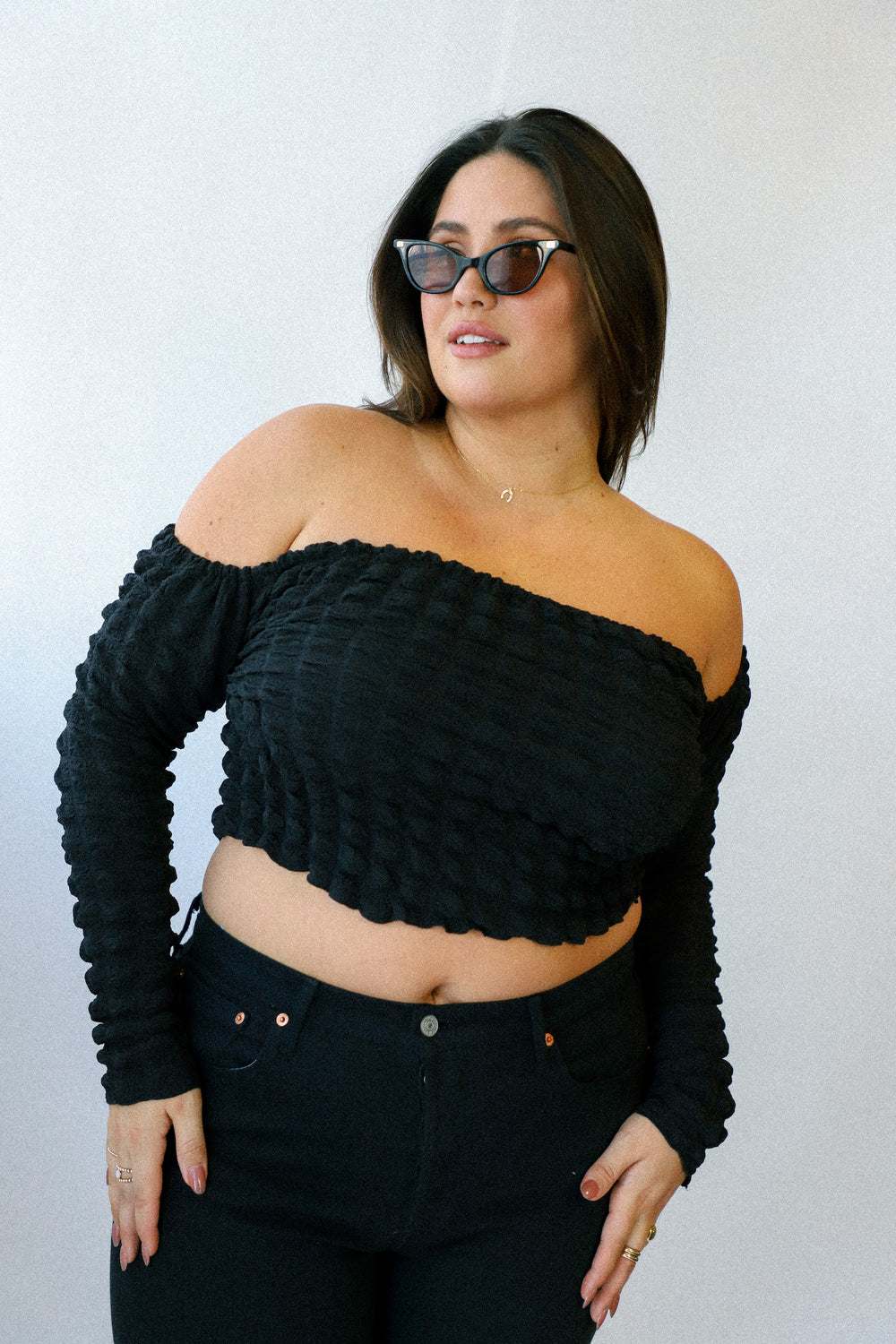 Night Mae Off Shoulder Top