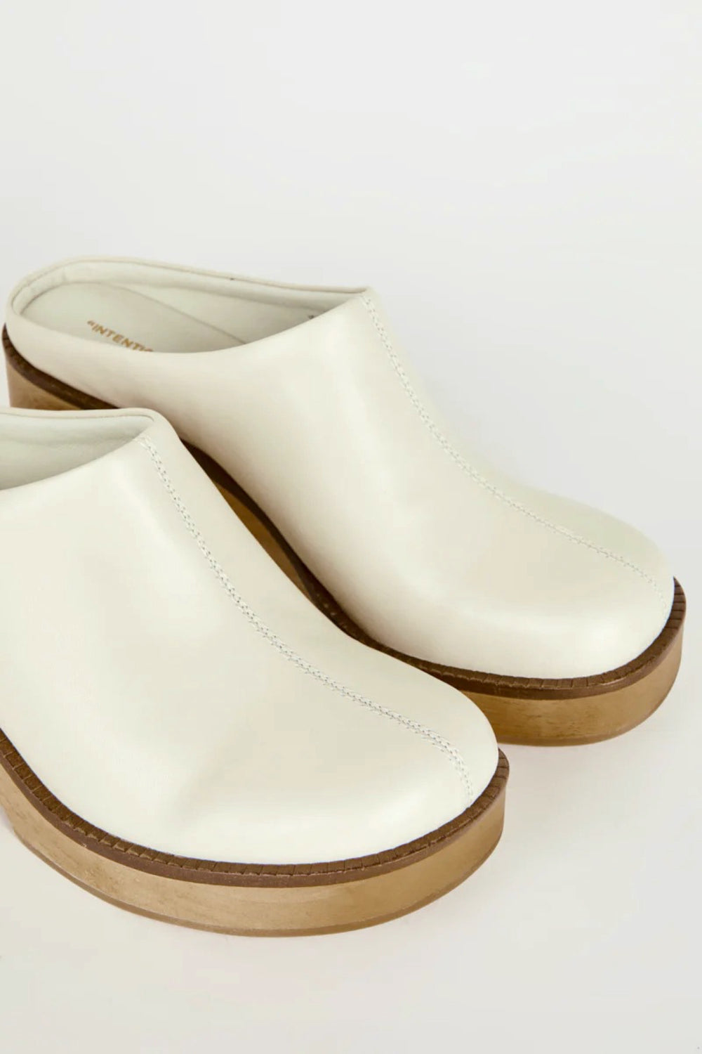 Cream Tides Clog