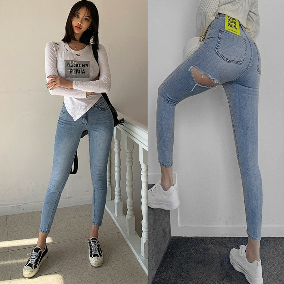 sexy girls in skinny jeans