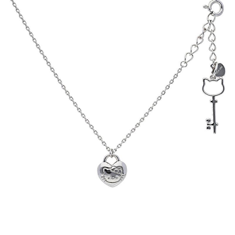 gucci hello kitty necklace