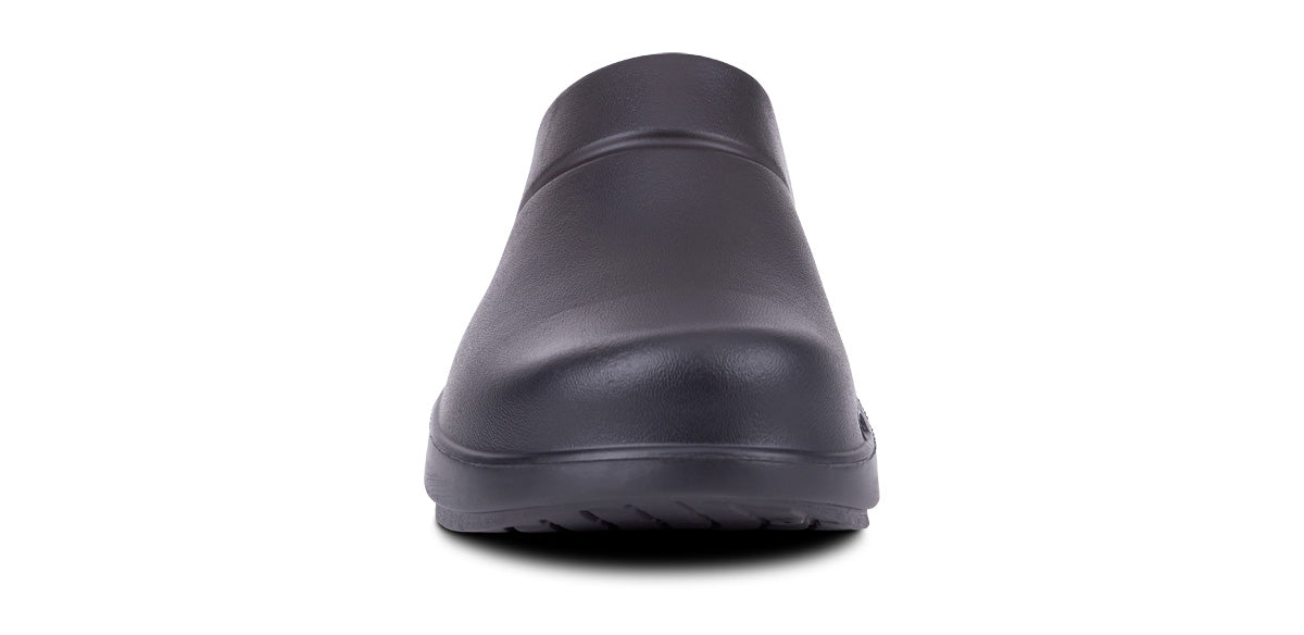 oofos men's clogs