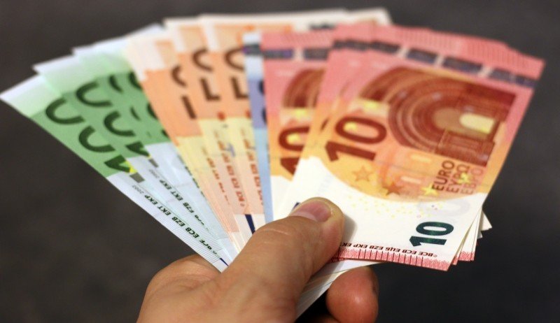 billets euro argent liquide