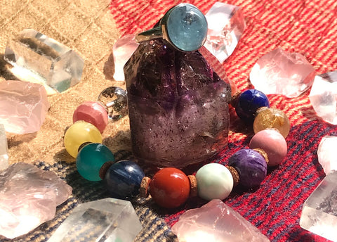 use super seven raw stone to meditate and cleanse other crystal