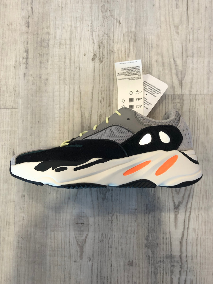 yeezy 700 wave runner kids