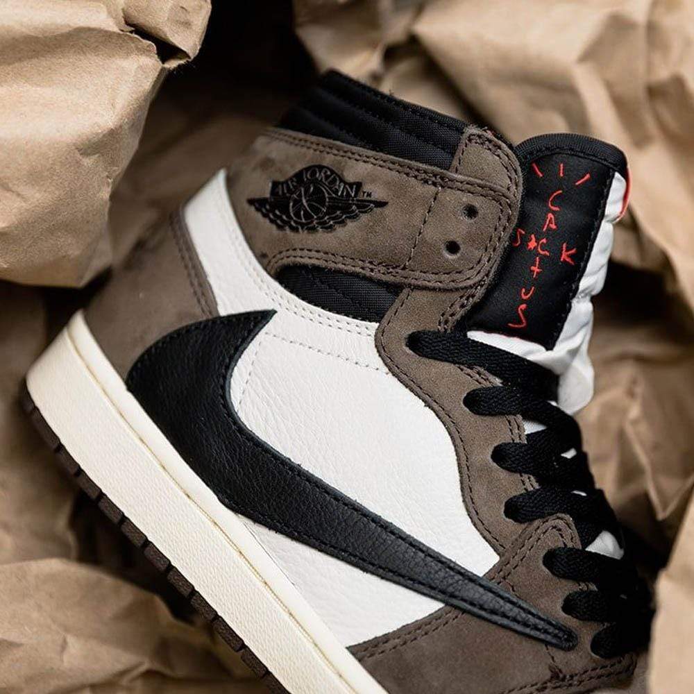 Travis Scott x Jordan 1 Backwards 