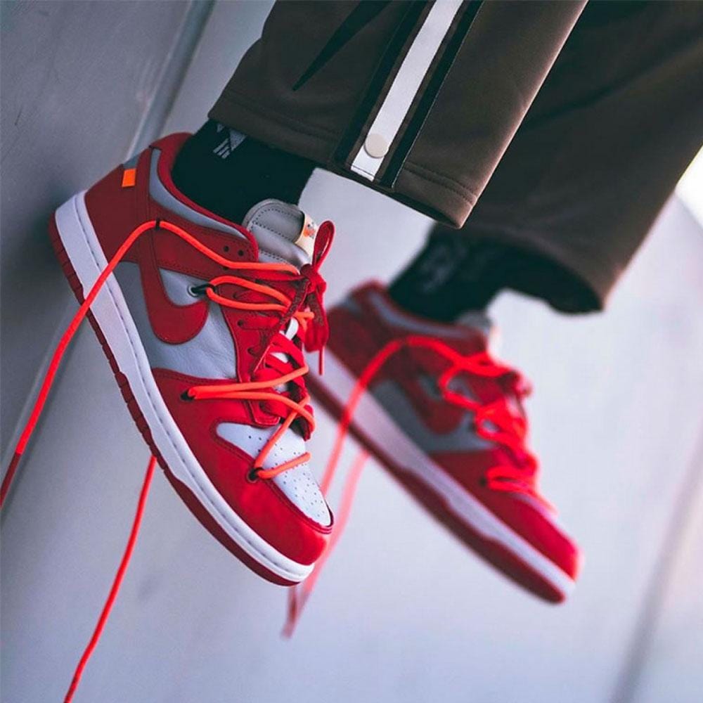 nike sb dunk off white red