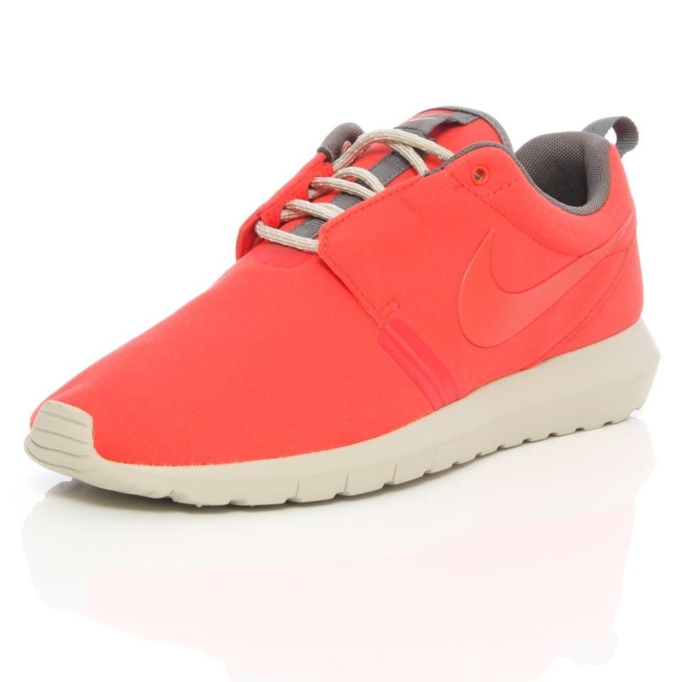 nike roshe run nm