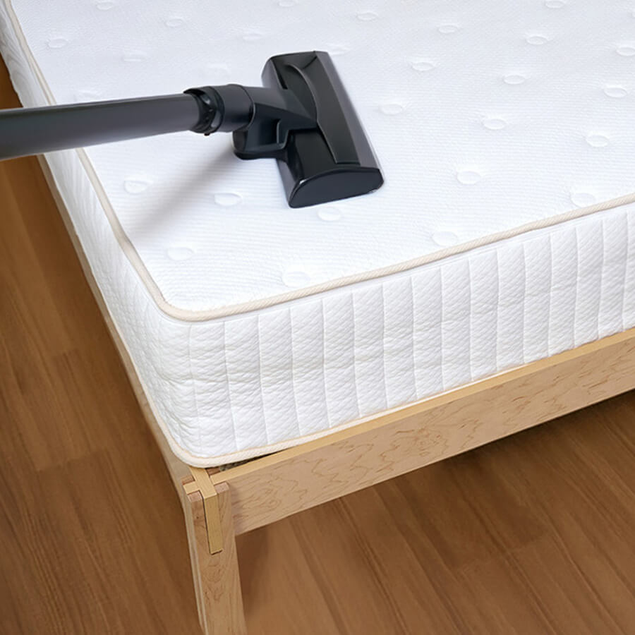 Spot cleaning a mattress without pillow