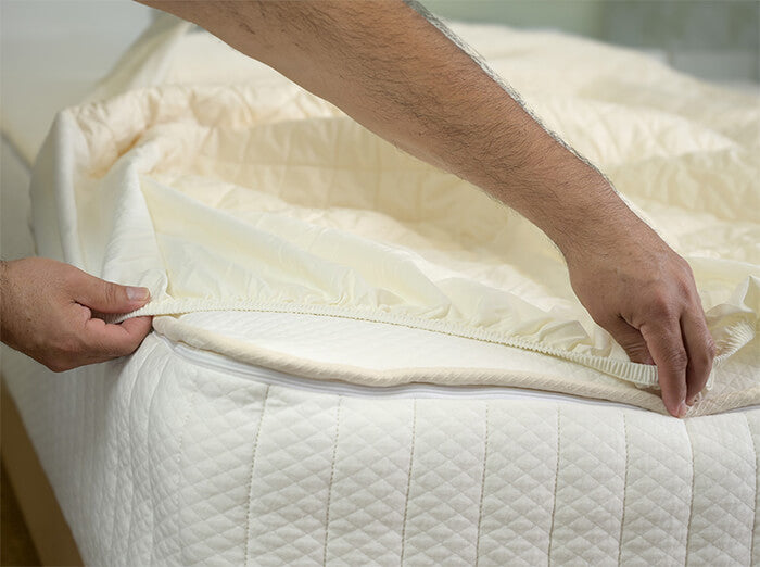 Deep pocket mattress pad for plush comfort