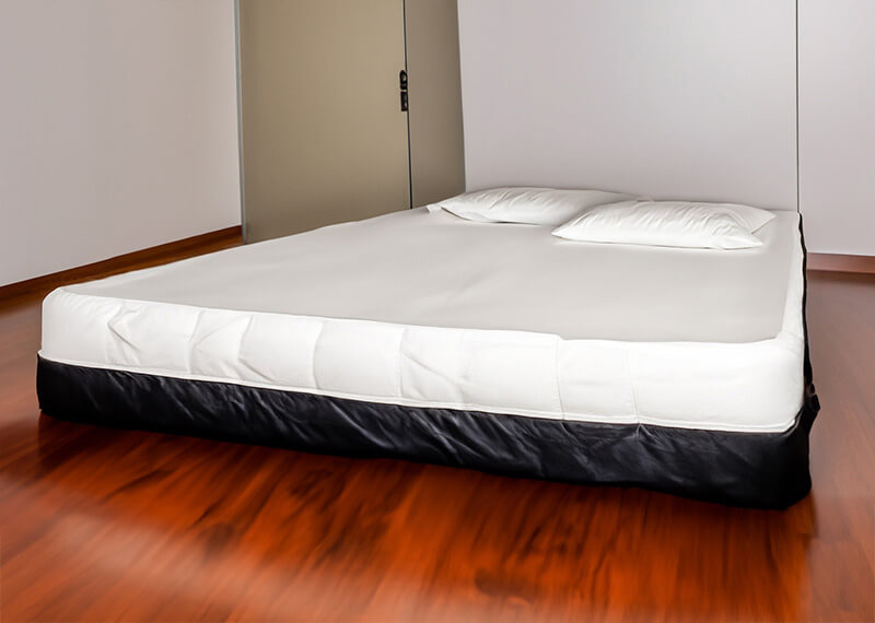 use a mattress protector to safeguard your organic mattress