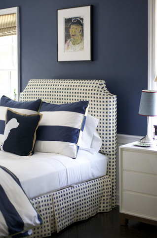 Morrison Fairfax Interiors: Adorable navy blue big boy's bedroom.