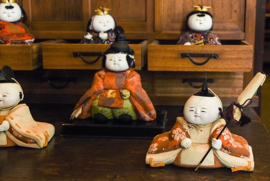 Hinaningyo Japanese girls day dolls