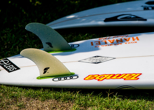 Reef McIntosh, kauai, tamba, Hawaii, surfing, surfer, pipeline, quicksilver, ehukai, surf board