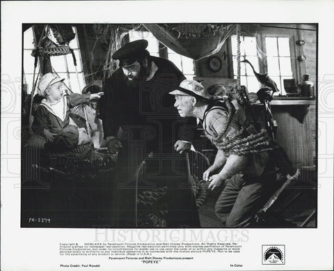 1980 Press Photo Popeye Film Paul Smith Ray Walston Wesley Ivan Hurt Scene - Historic Images