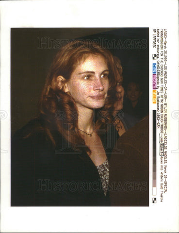 1993 Press Photo JULIA ROBERTS AMERICAN ACTRESS - Historic Images