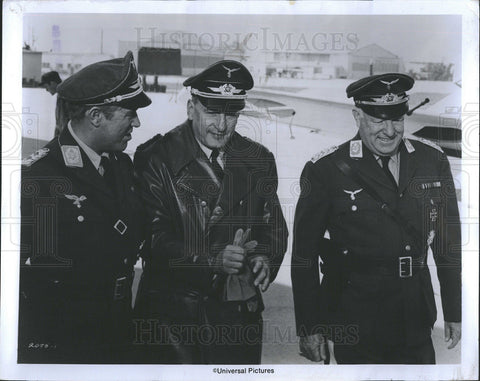1975 Press Photo Hindenburg Scott Sylvester - Historic Images