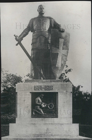 Press Photo Germany Hindenburg Statue Bad Reinerz Monument - Historic Images