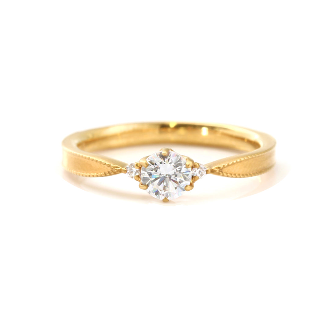 【ビズー公式】婚約指輪 エンゲージ ダイヤモンド プラチナ900 K18 マルグリット リング | 希少石カラーストーンのジュエリー