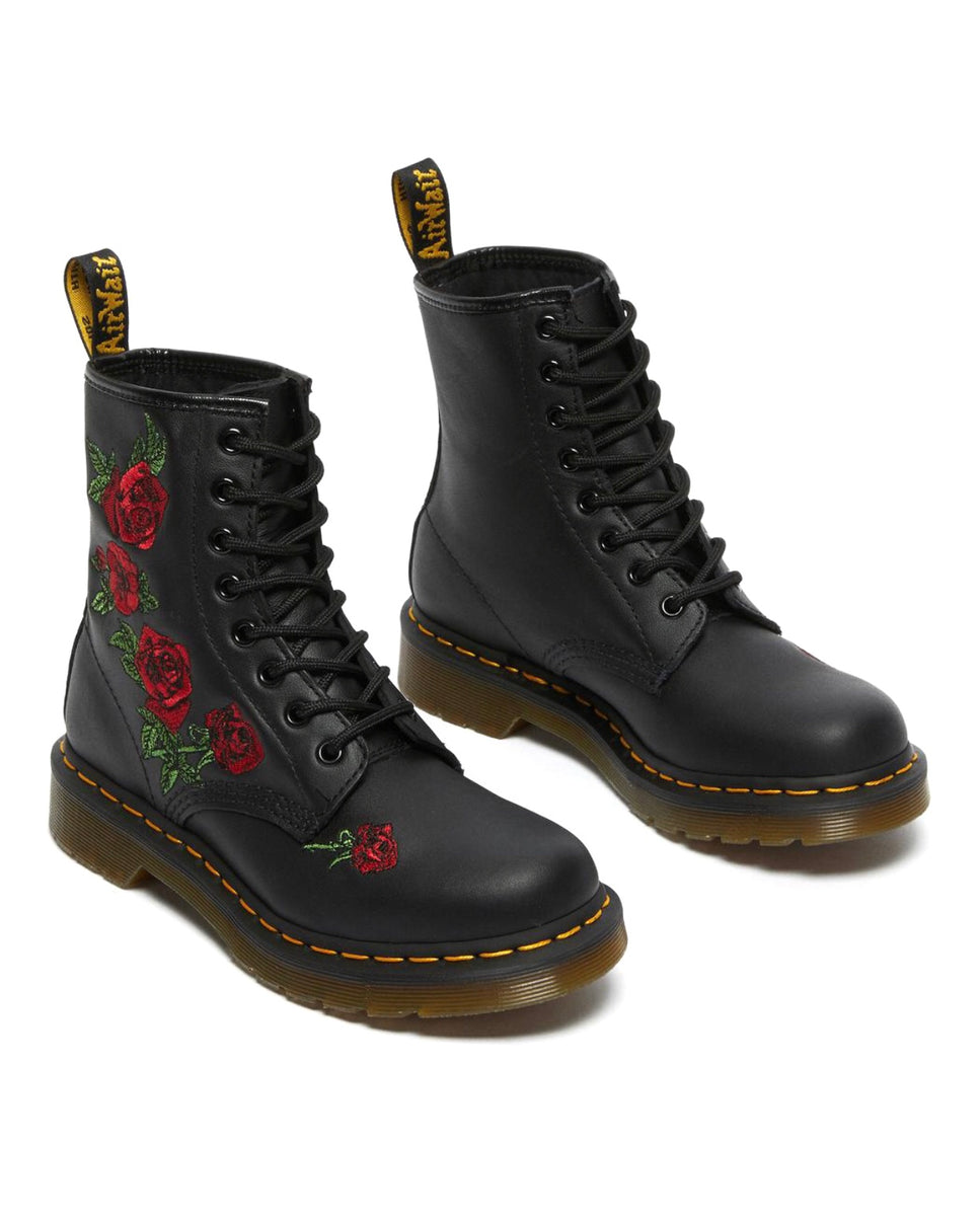 dr martens black vonda