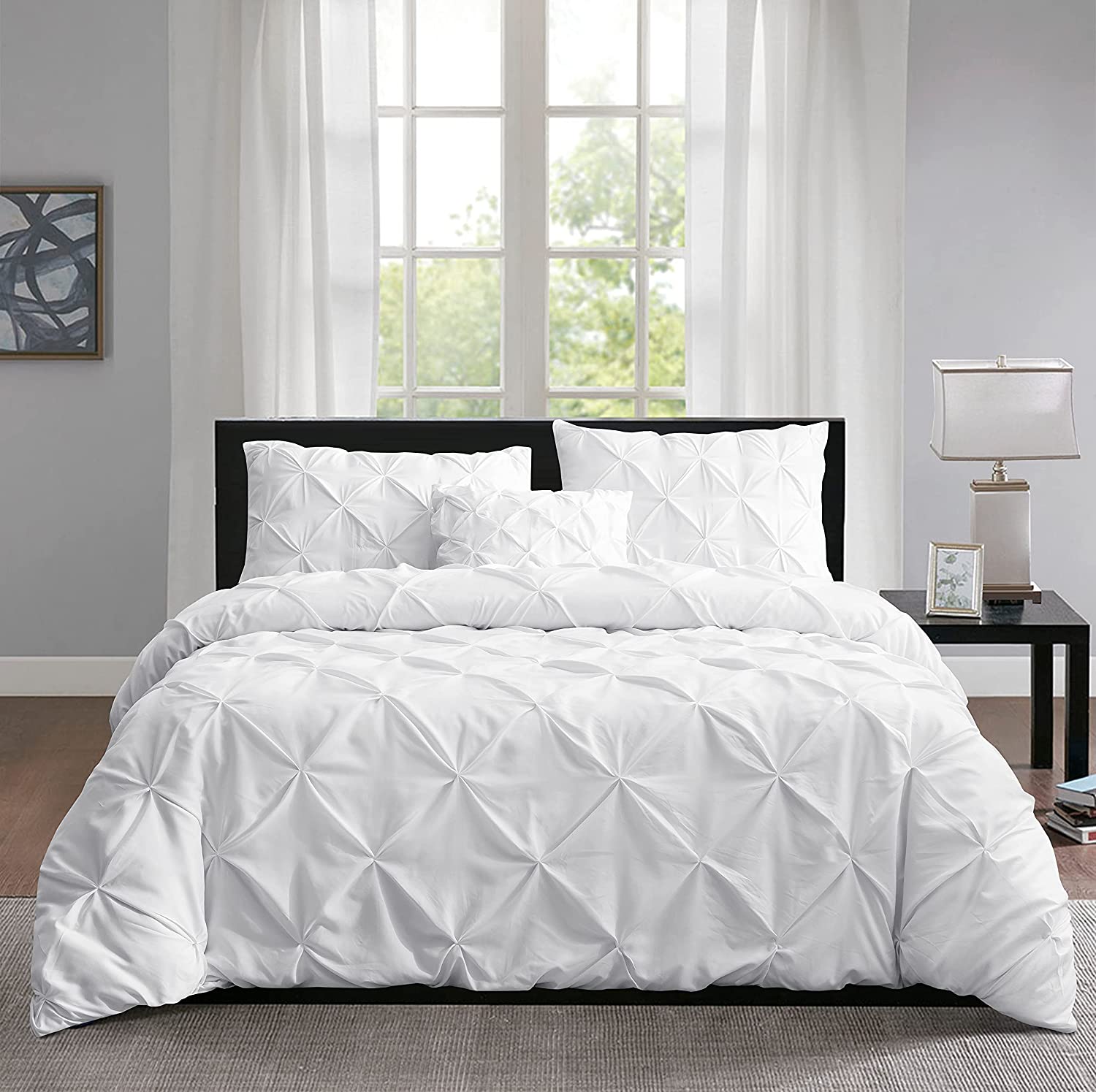 white pintuck quilt