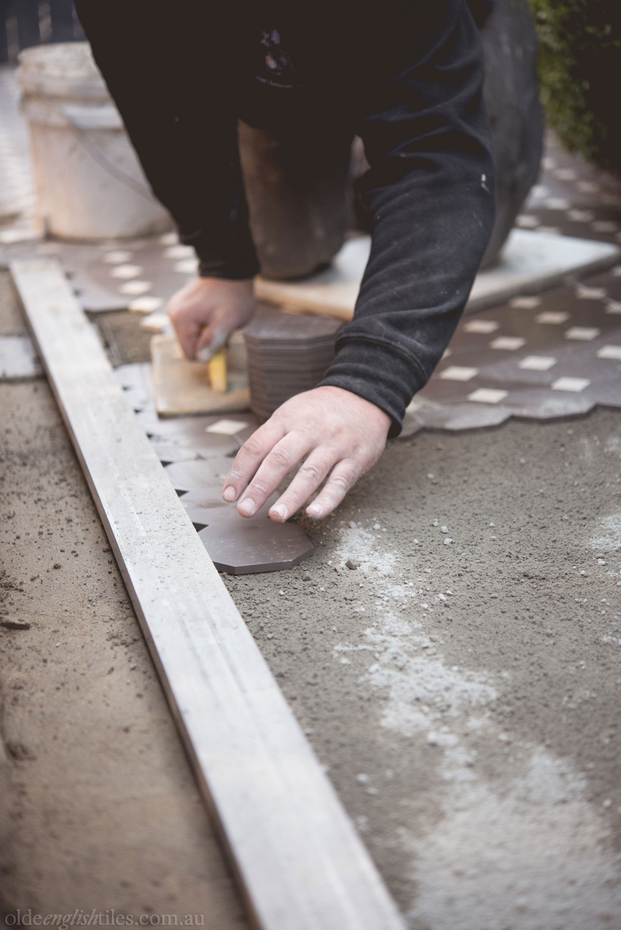 How do i install patterned floor tiles?