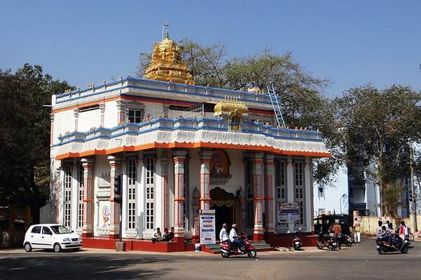 Un temple hindou, dans lequel vous pouvez prier le Dieu Ganesh