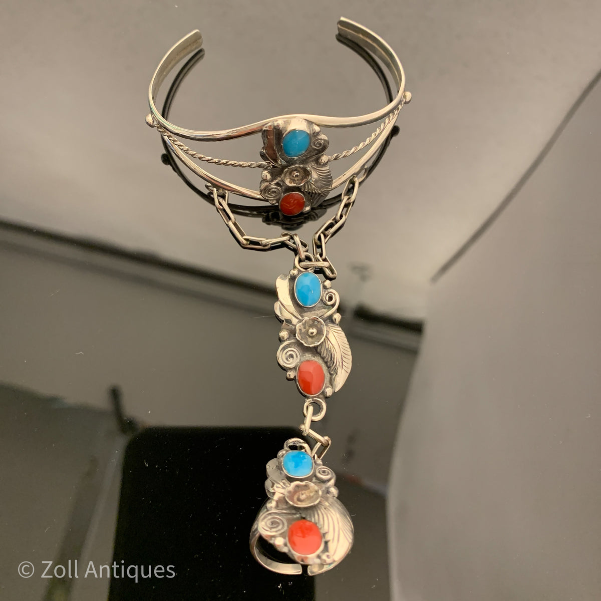 Portal ru Klappe Vintage native american Navajo indianer sølv “slave” armbånd med ring –  Zoll Antiques