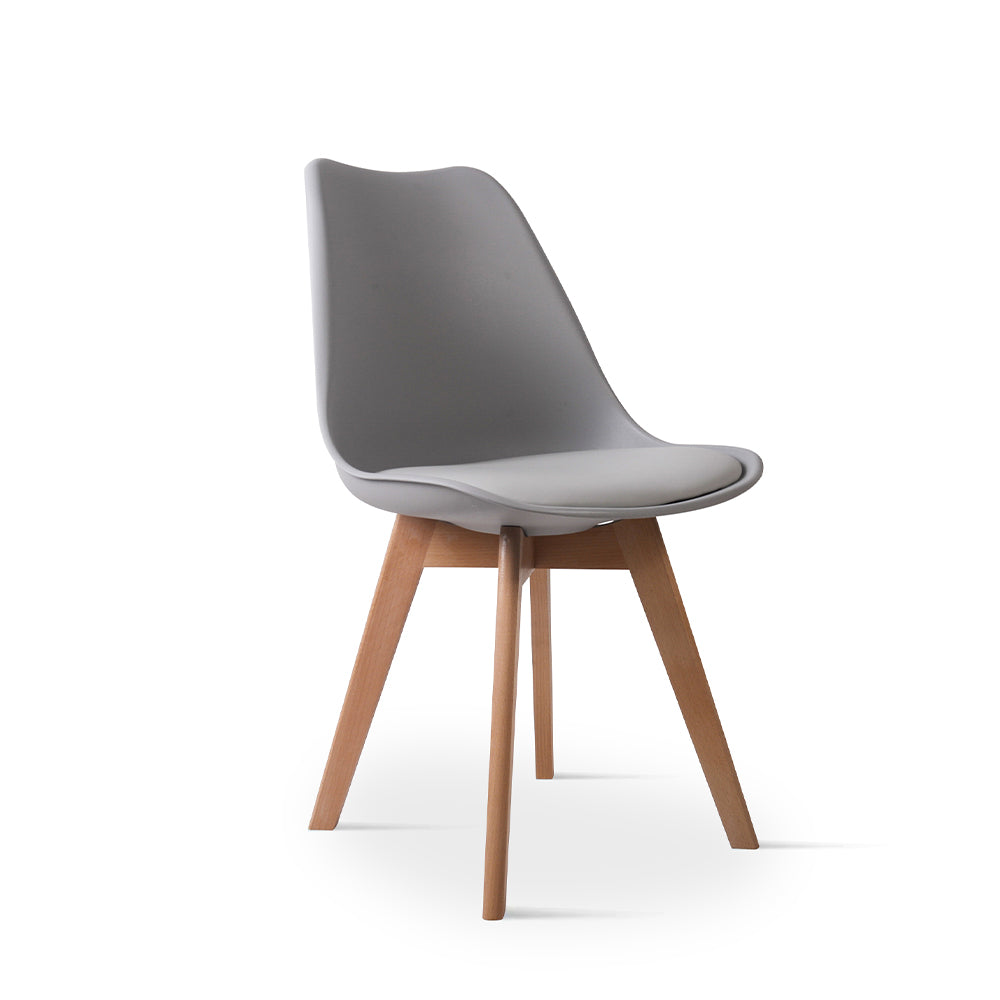 Lot de 4 chaises de salle à manger scandinaves pieds bois hêtre LAGOM assise simili cuir Gris clair - REDDECO.com