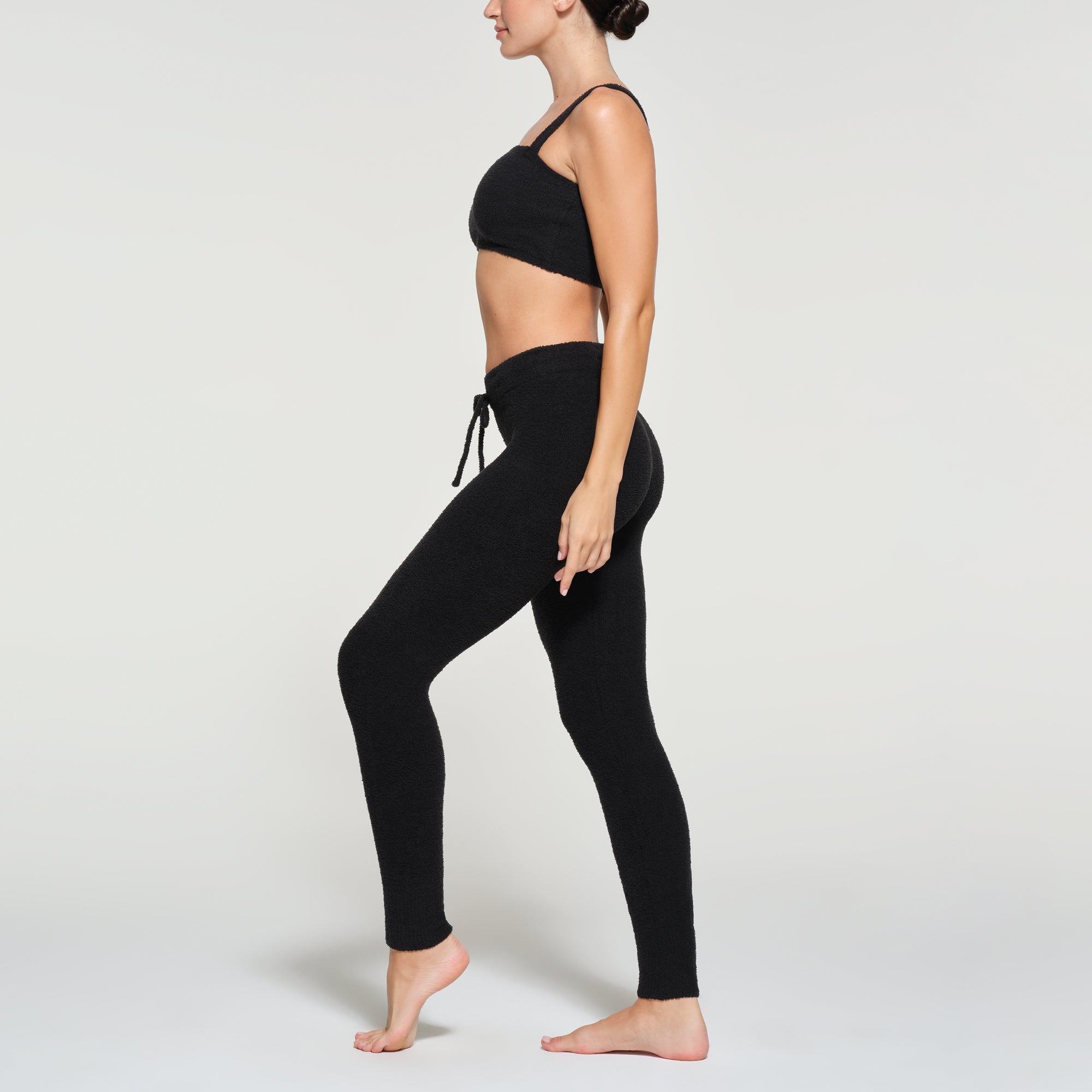 Skims Stretch Vinyl Legging In Stock Availability and Price Tracking