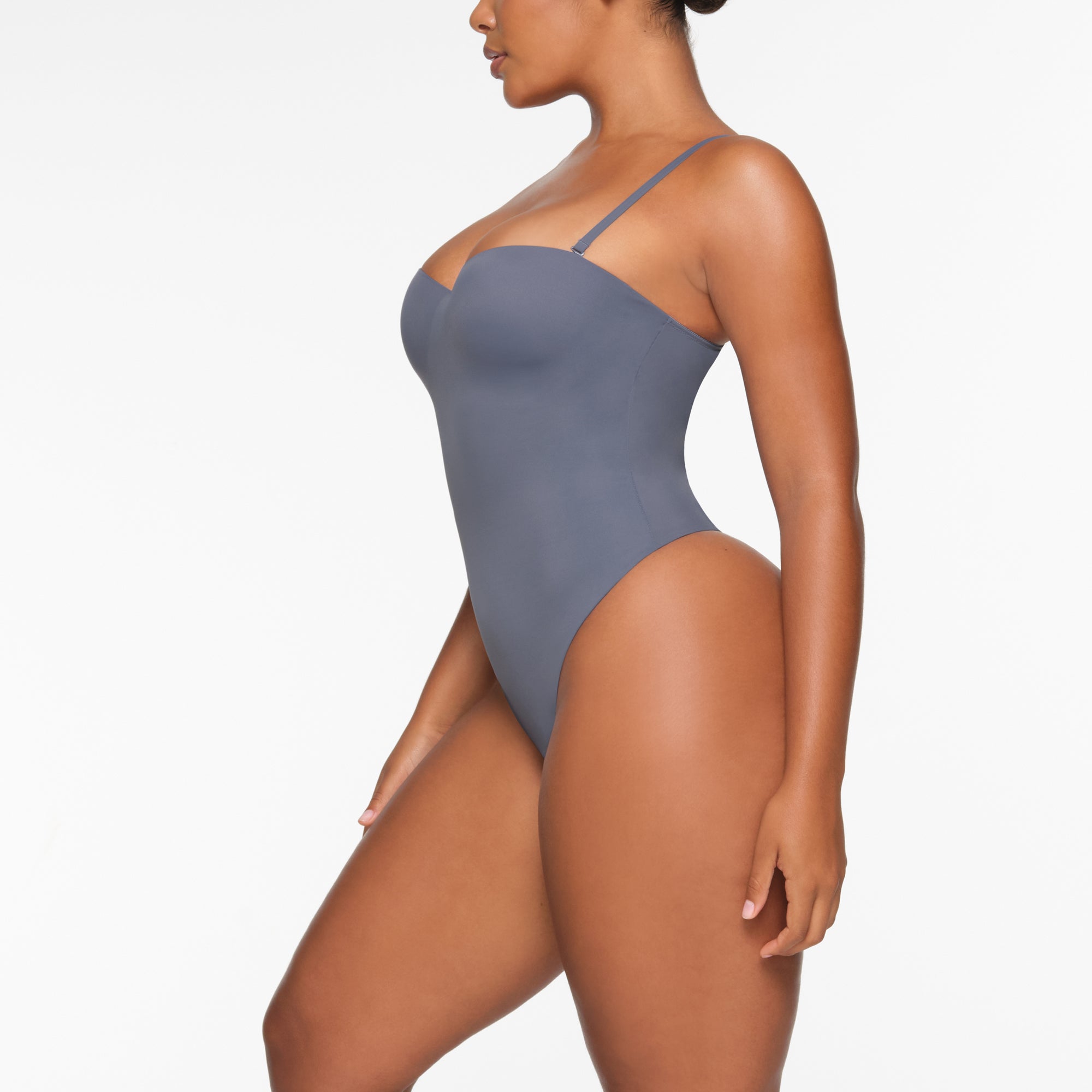 🧚 skims drop 🤎 NWT Skims Contour Lounge Bodysuit - the most flattering  style out there i'm so serious. retails for $58 ✨ size XXS/XS…