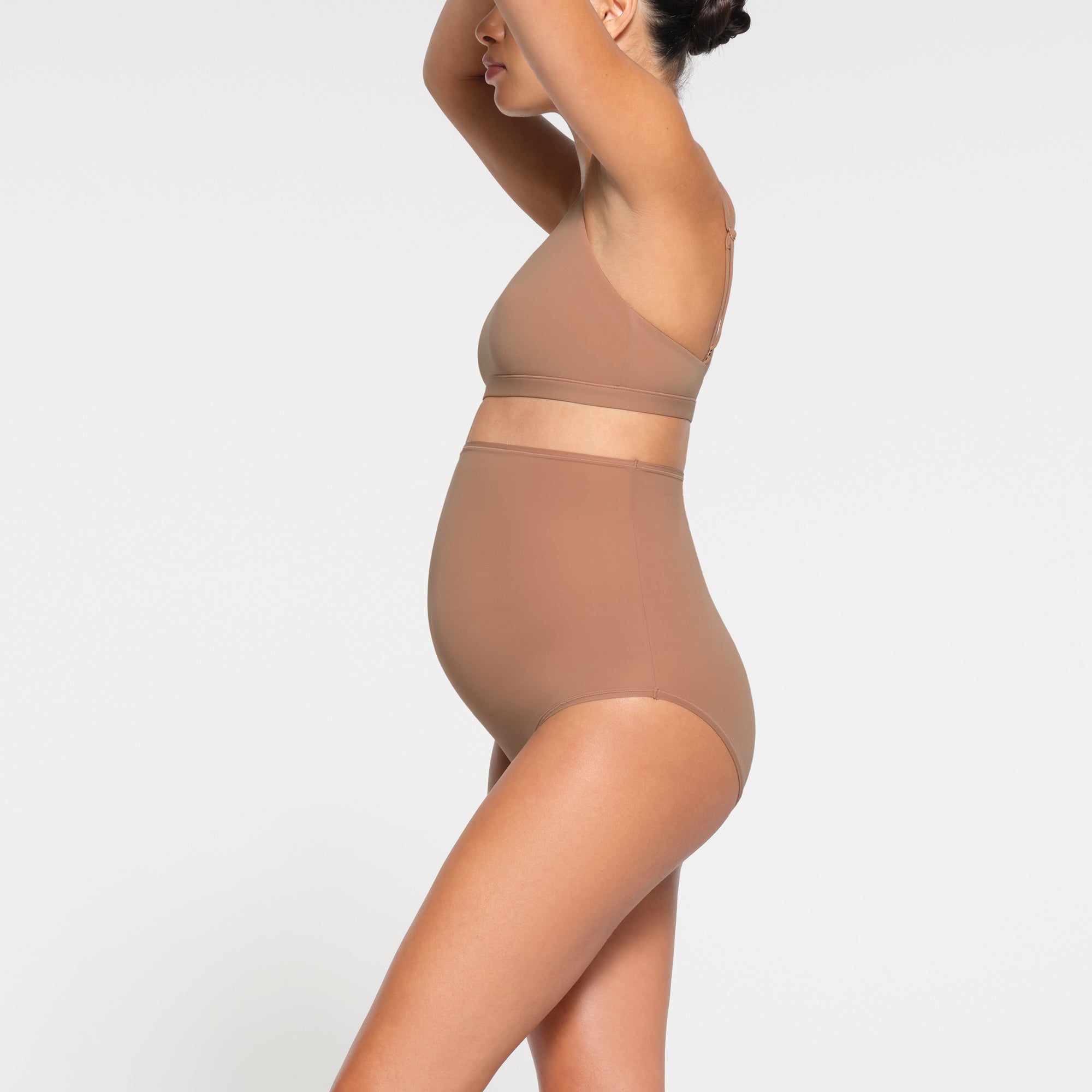 FITS EVERYBODY MATERNITY HIGH-WAISTED BRIEF