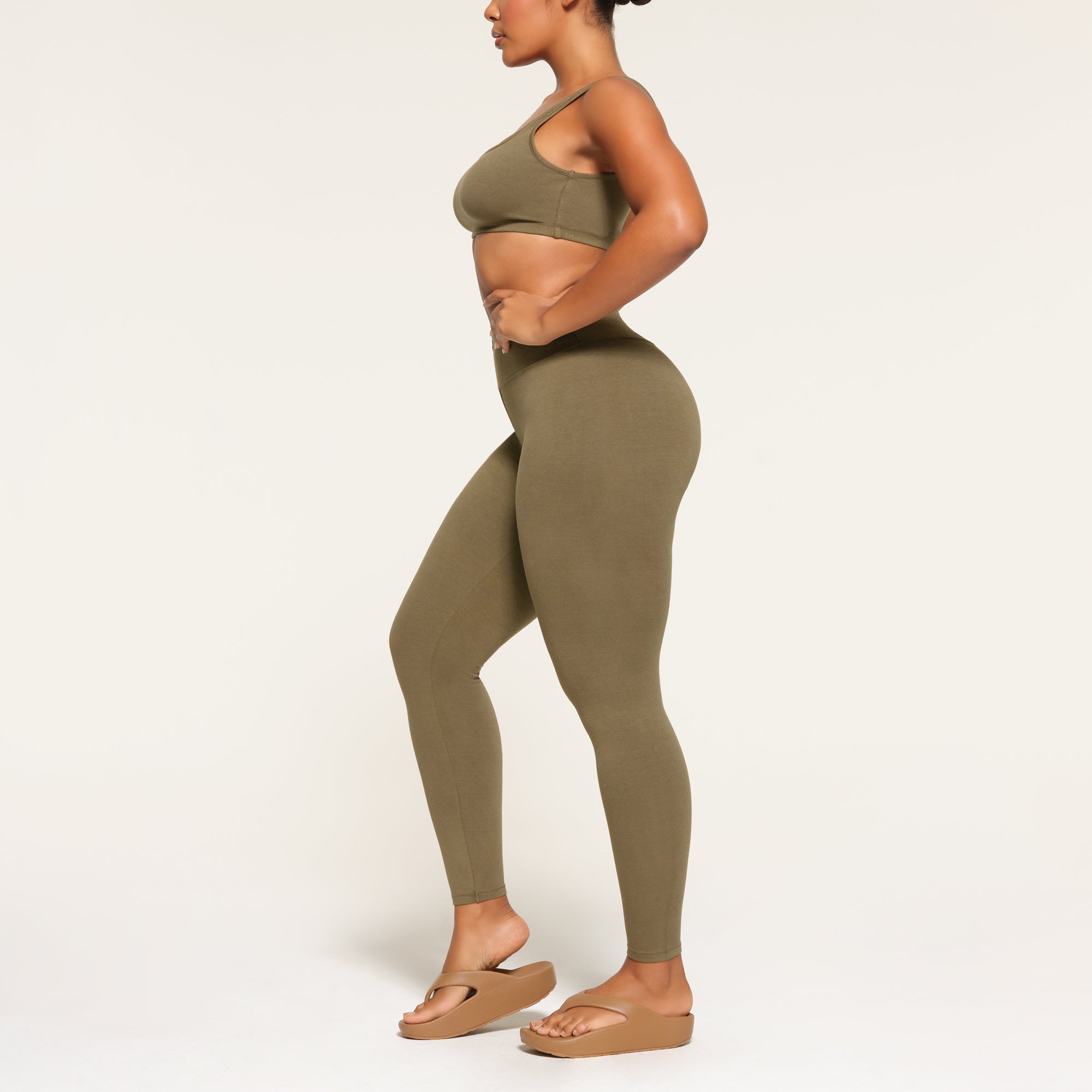 OUTDOOR HIGH-WAISTED LEGGING | ARMY