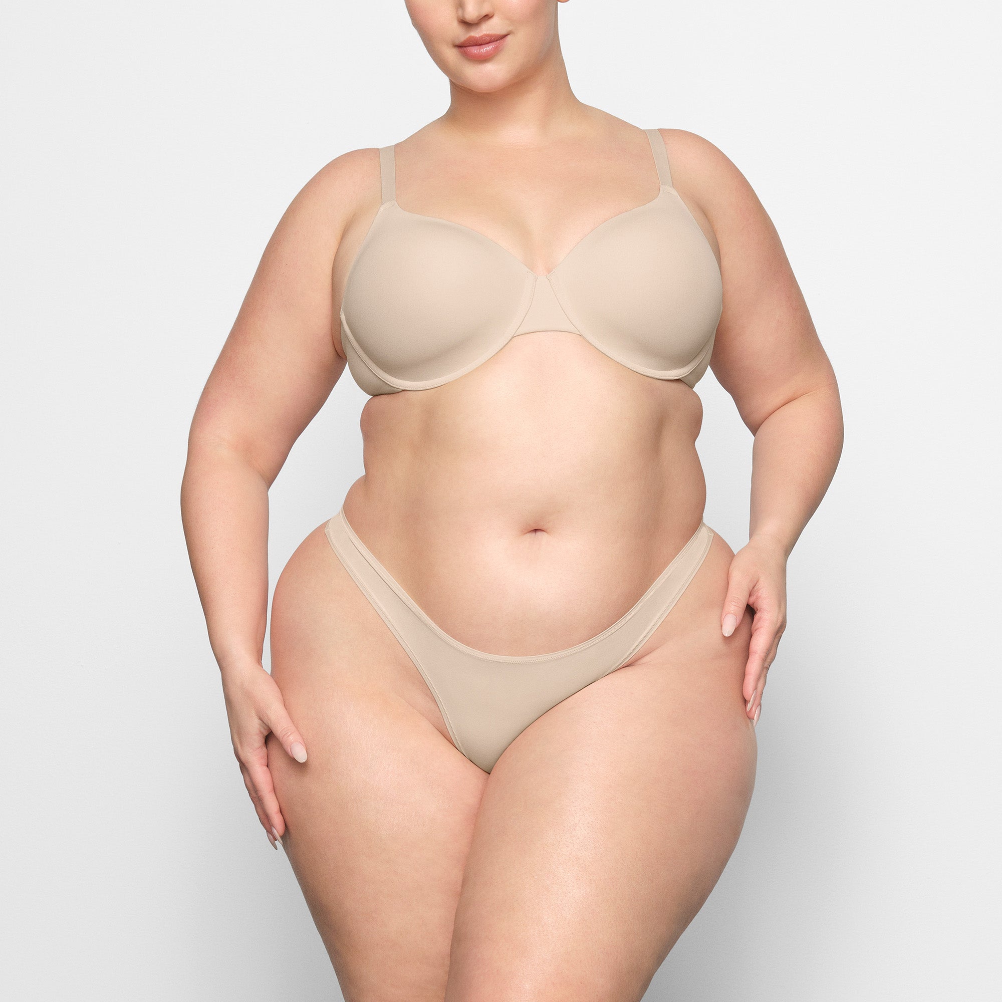 SKIMS Fits Everybody T-Shirt Bra in Sand Size 40DD NWT - $44 New With Tags  - From Julie