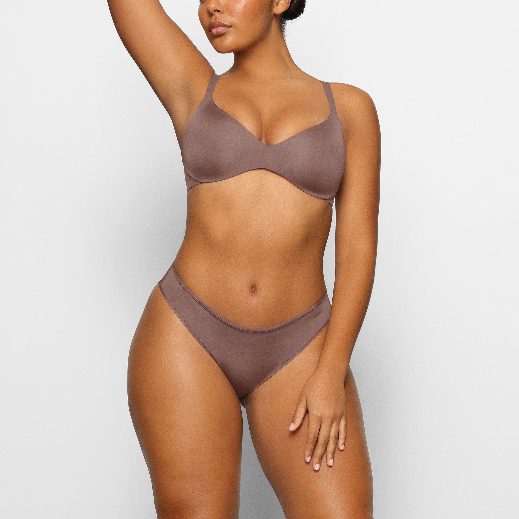 Wireless Form Push Up Plunge Bra Umber Wireless Form Push Up Plunge Bra Umber 