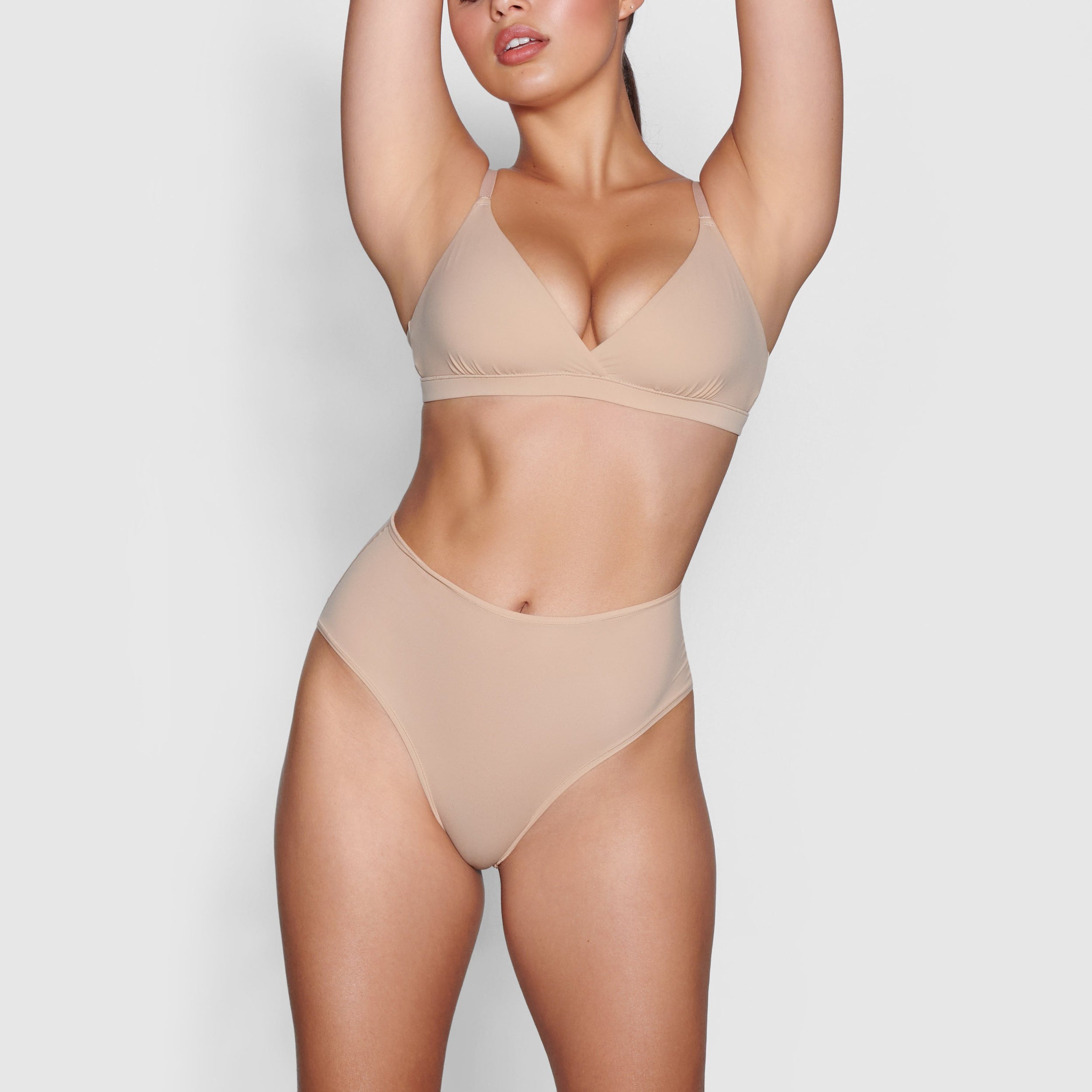 Buy SKIMS Fits Everybody Triangle Bralette - Rose Clay At 40% Off