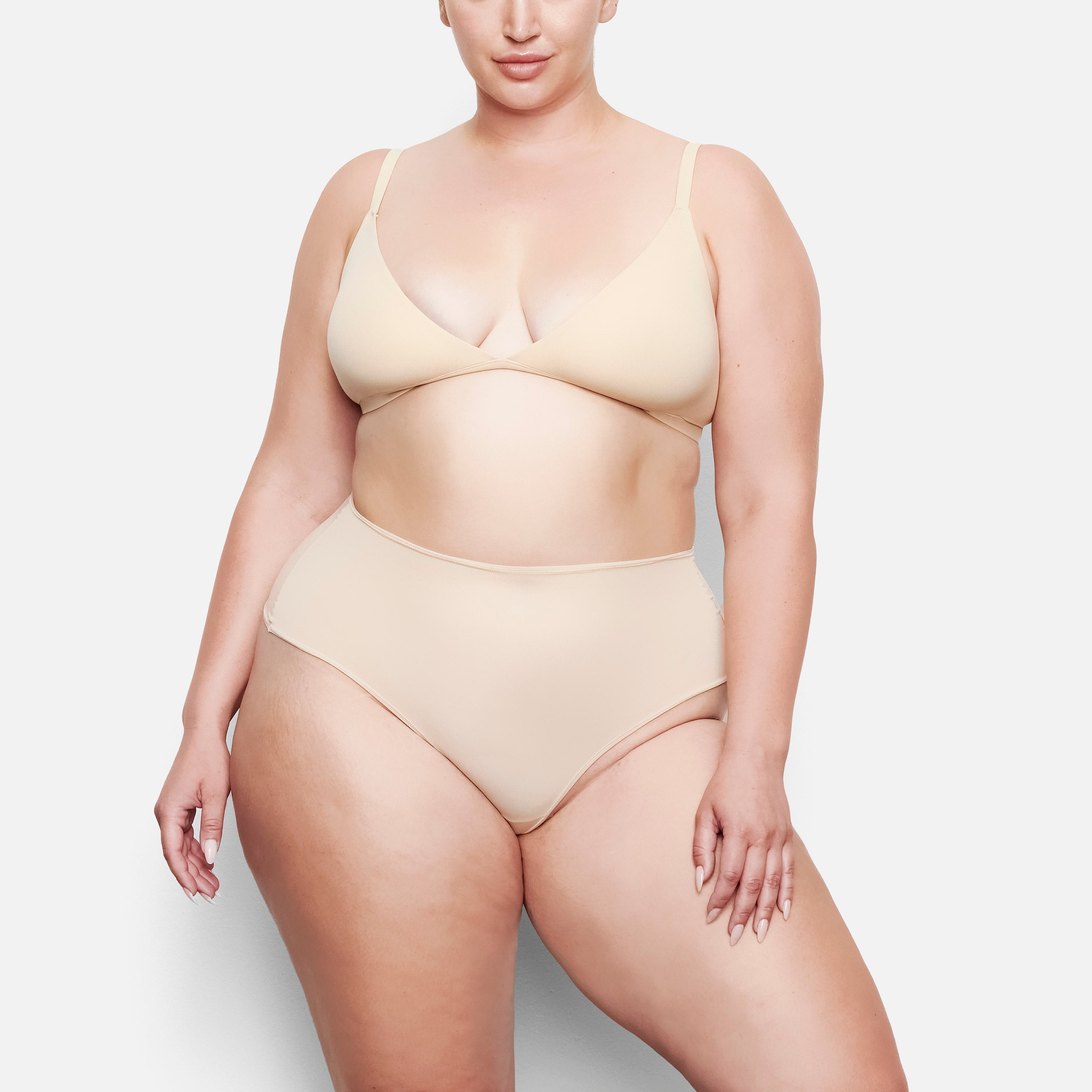 FITS EVERYBODY HIGH-WAISTED THONG | SAND