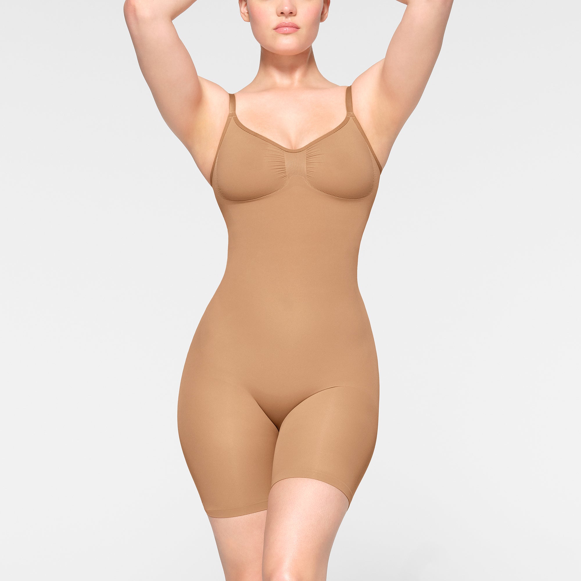 FIRST IMPRESSION: @skims sculpting bodysuit. Mine is a size 2X/3X in the color  ochre. • • #skims #skimsbodysuit #plussize #curvy #fir