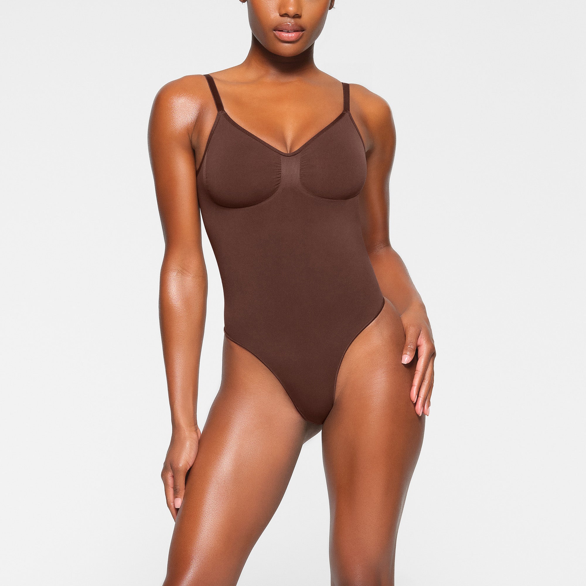 Track Seamless Sculpt Long Sleeve Thong Bodysuit - Cocoa - XXS at