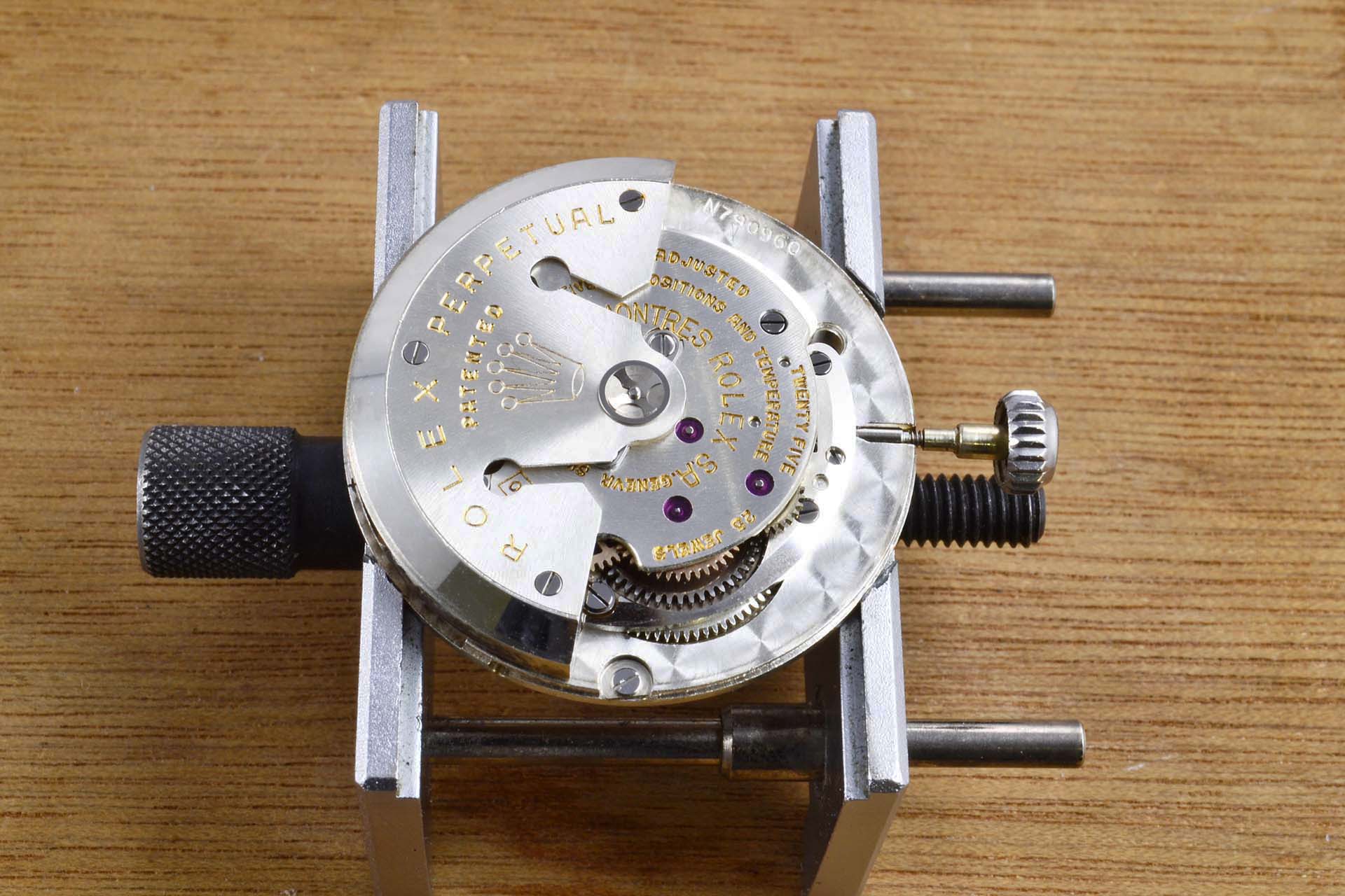 Rolex 6564 "Explorer" calibre 1030 : Restauration