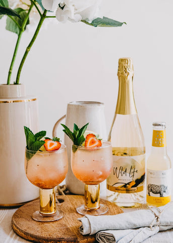 Bubbles & Berries non-alcoholic mindful cocktail with Wild Life Botanicals