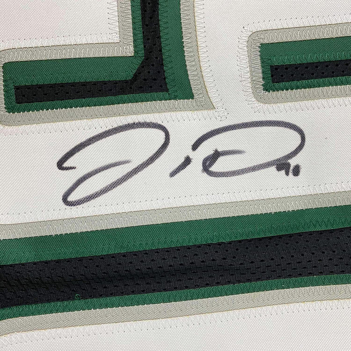 Framed Philadelphia Eagles Jordan Davis Autographed Signed Jersey