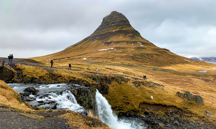 Kirkjufell  Mountain | Visiting Iceland in 4 Days | Flashpacker Chronicles