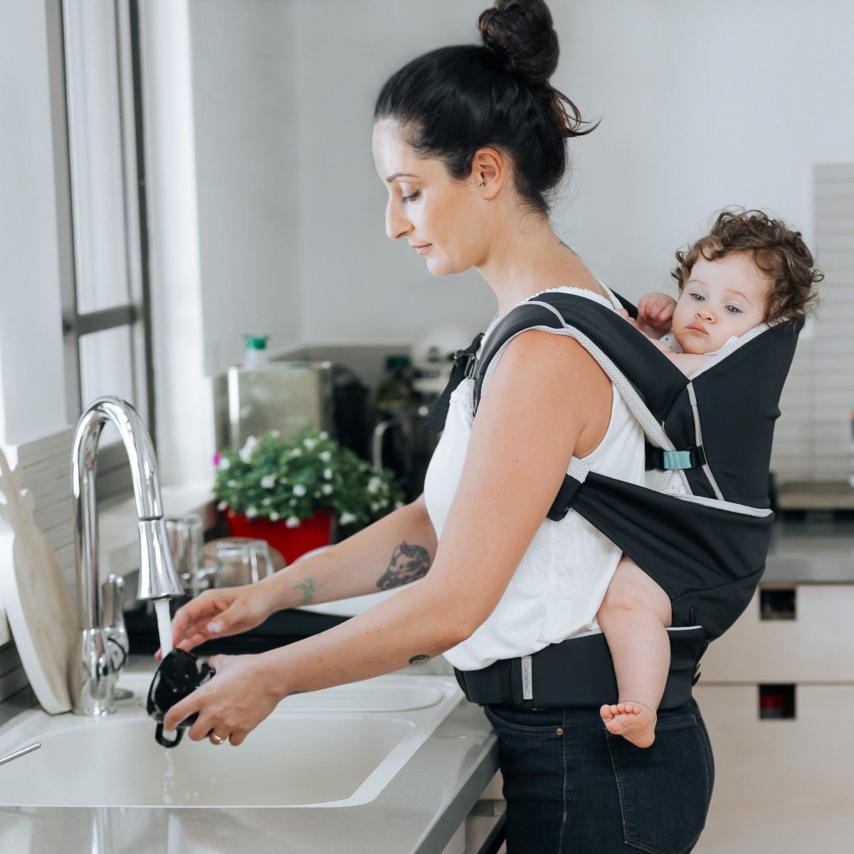 Bewolkt Republikeinse partij renderen Cococho Ergonomic Baby Carrier, Easy To Use for Both Front AND Back! –  Cococho Baby