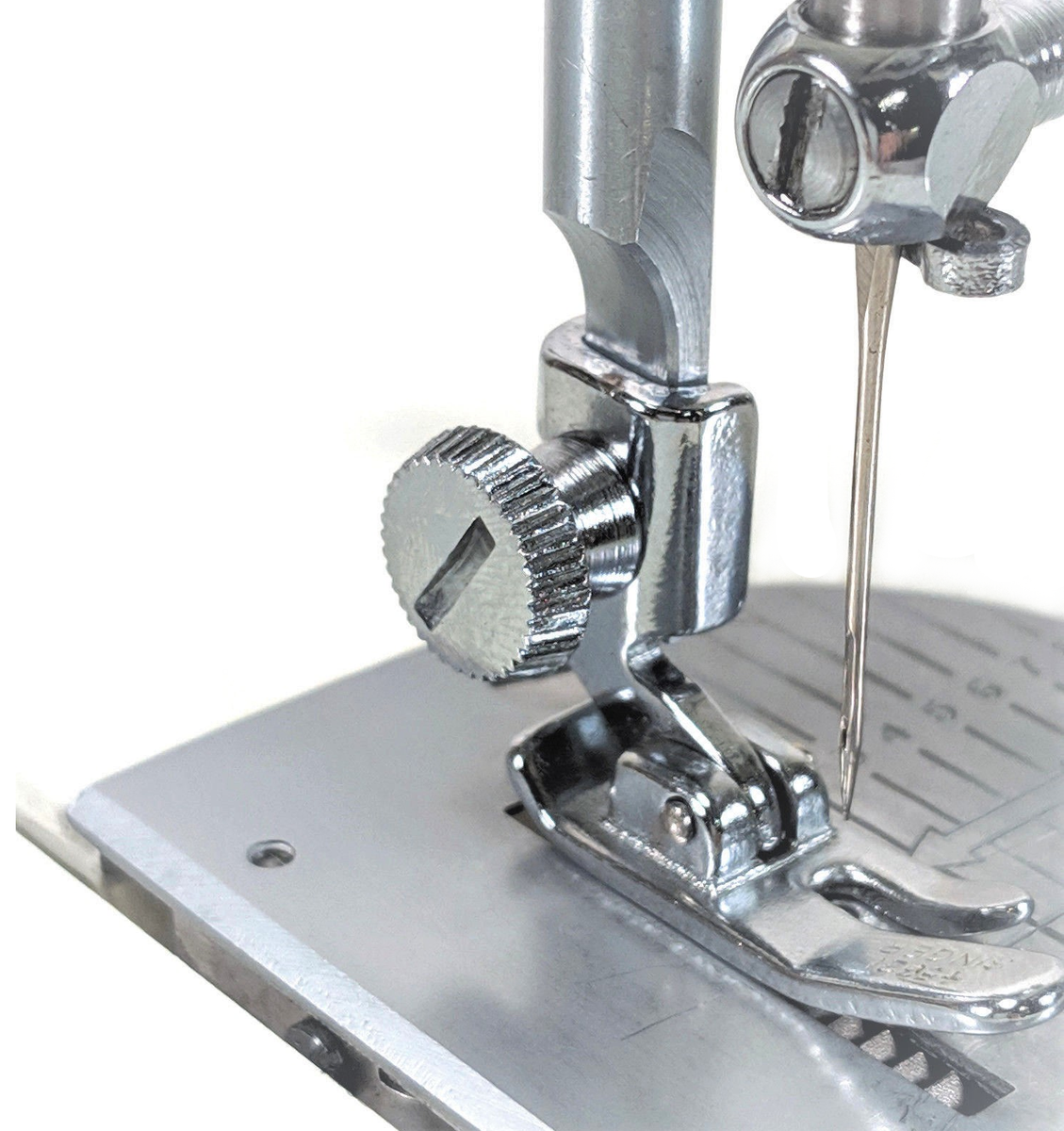 Vintage Singer Sewing Machine FEATHERWEIGHT 221-222 Presser Foot Bar Thumb Screw 