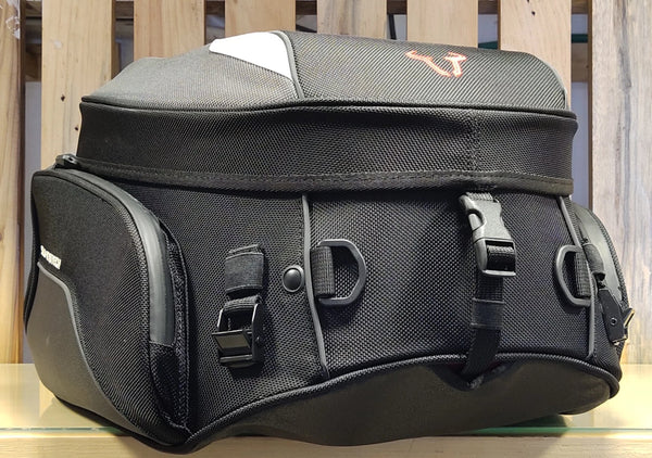 triumph tiger tail bag